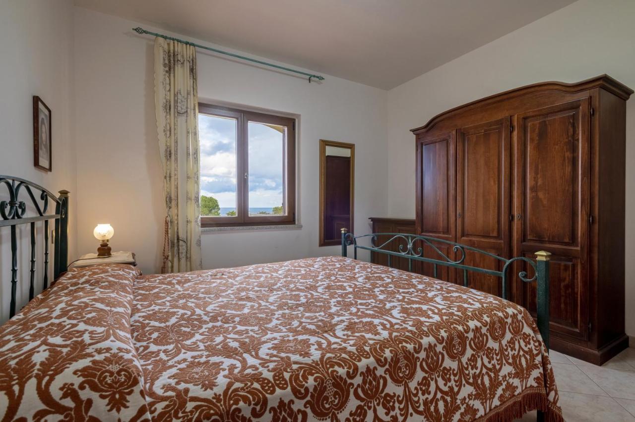 Villa Pitti Castelsardo Eksteriør billede